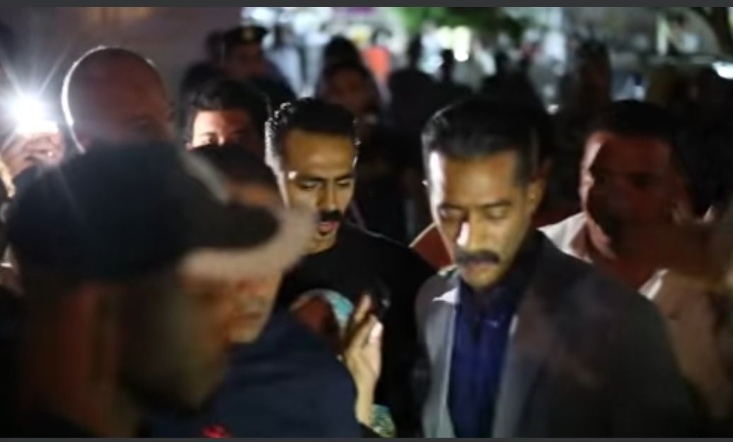 محمد رمضان يضرب ولا يبالي.. ” شكرًا أهالي الإسكندرية الكرام وقوات الأمن”