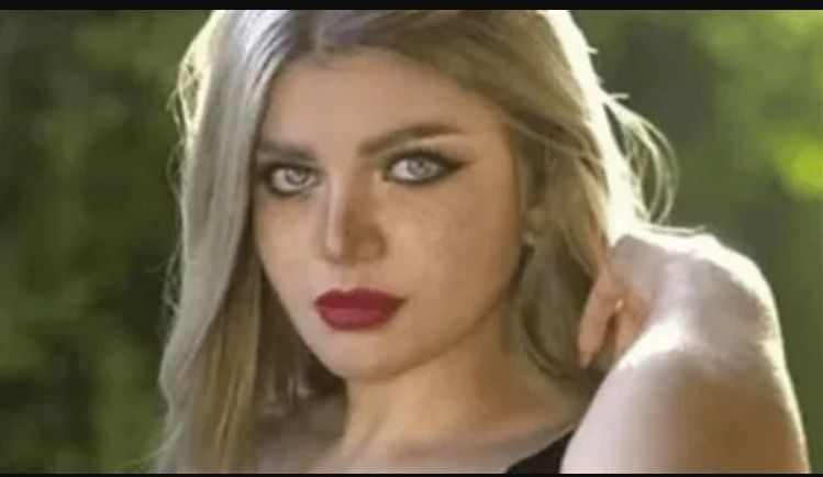 ياسمين الخطيب ماشية تقول ياأرض إتهدي ماعليكي قدي