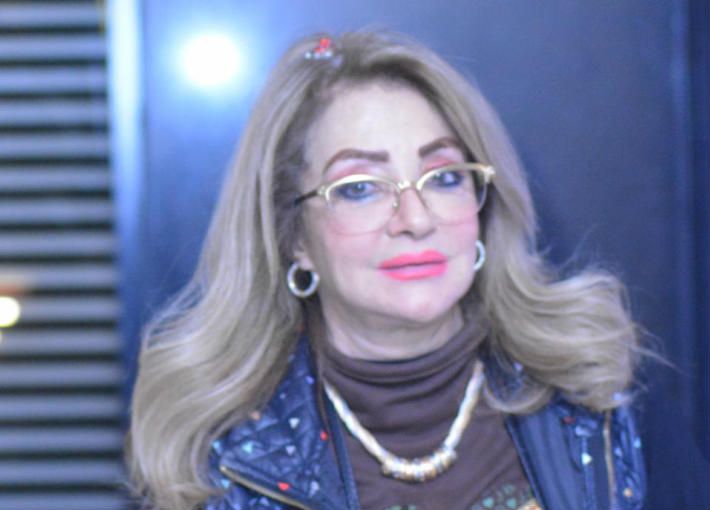 بالصور – مش هتصدق الفنانة ” شهيرة ” كانت حلوة ازاي في طفولتها