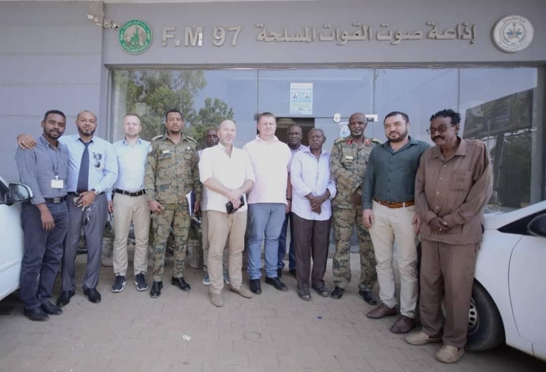 وفد الشركة السودانية الروسية البيلاروسية يؤكد دعم إذاعة القوات المسلحة