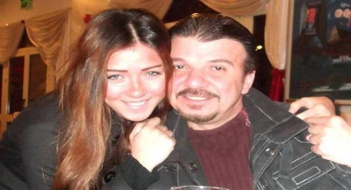 سارة سلامة ابوها قافش عليها علشان لبسها مش عجبه