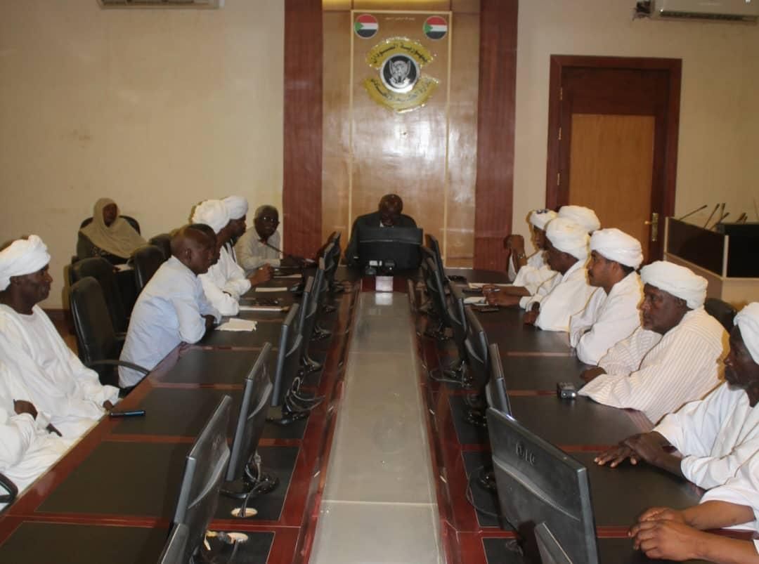 كرتيكلا يبحث مساهمات الاداره الأهلية في السلم الاجتماعي