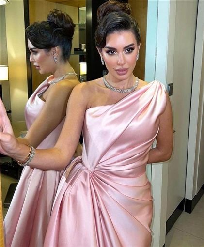 بالصور – ياسمين صبري بفستان مكشوف هيعجبك