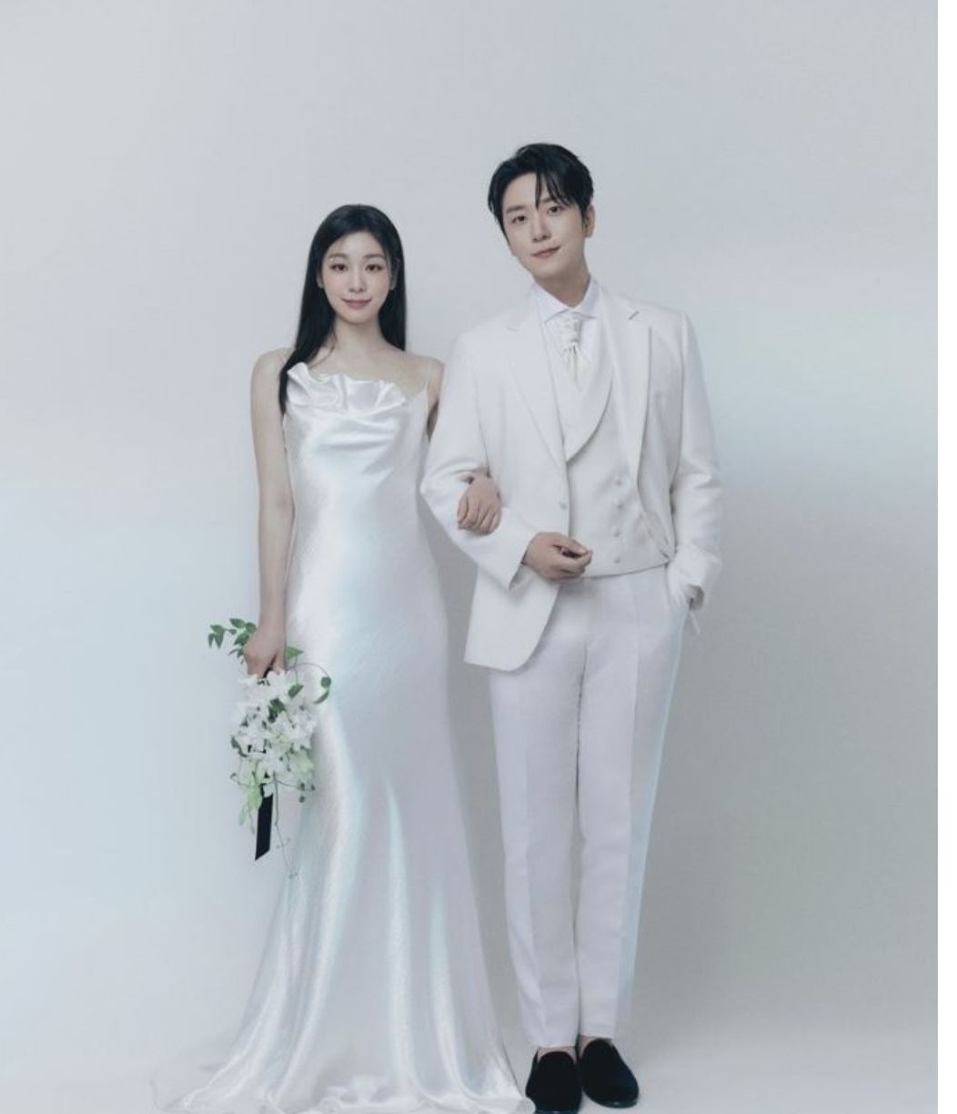 زفاف ملكة التزلج الفني كيم يون-آه اليوم للمطرب الكلاسيكي كو وو-ليم