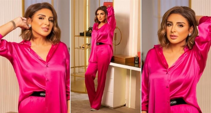 داخل غرفتها – انغام لابسة بيجامة ساتان سعره يتجاوز الـ40 ألف جنيه