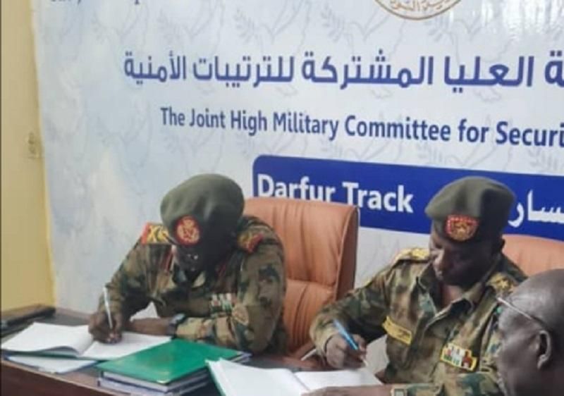 العميد ركن حجر يستلم قيادة لجنة مسار المنطقتين بالترتيبات الامنية