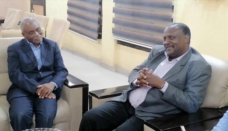 بحث أوجه التعاون بين ديوان الزكاة وجهاز المخابرات بكسلا