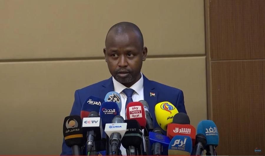 ادريس يعقد مؤتمراً صحفياً حول نتائج زيارته لشمال وجنوب دارفور