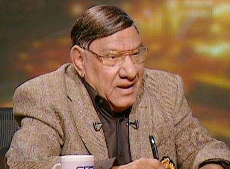 مفيد فوزي يدخل غرفة العمليات غدا : ربنا يشفيه