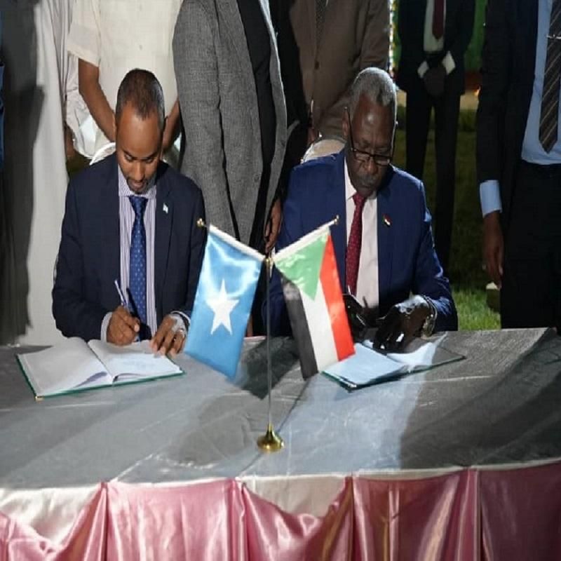 توقيع برتوكل تعاون مشترك بين وزارتي الدفاع السودانية والصومالية
