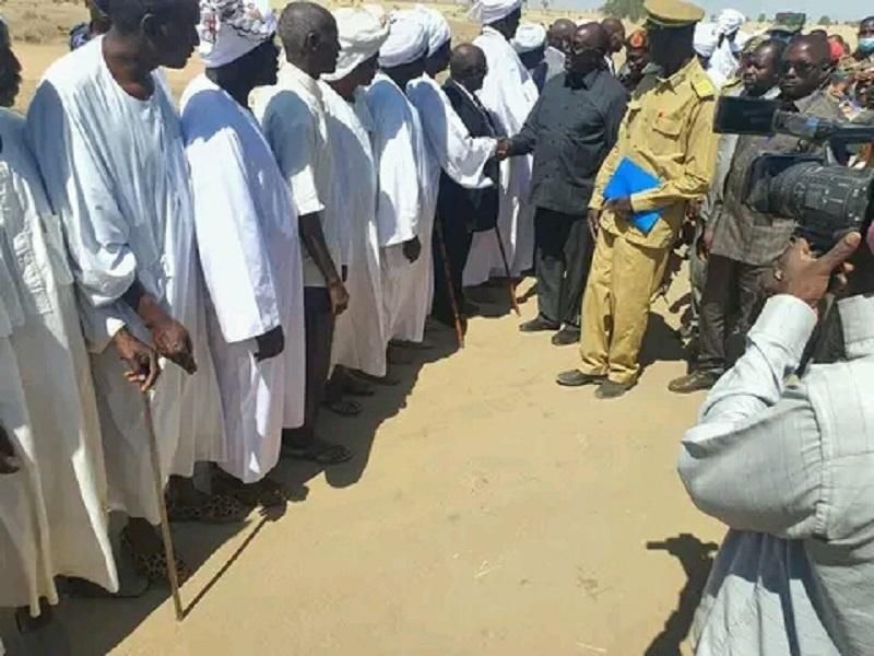 الحنرال خمبس يتعهد بإنشاء مشروعات تنموية بفوربرنقا بغرب دارفور