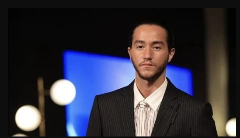 أحمد مالك خطف الحلق من البنات : طب سبتلهم إيه