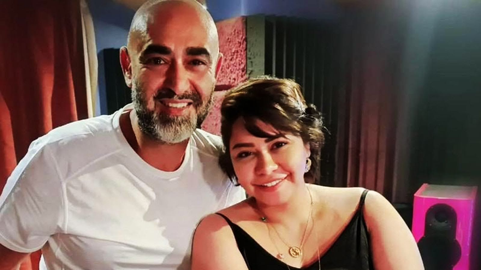 لهذا السبب العجيب: مدير أعمال شيرين عبد الوهاب يقرر تركها !