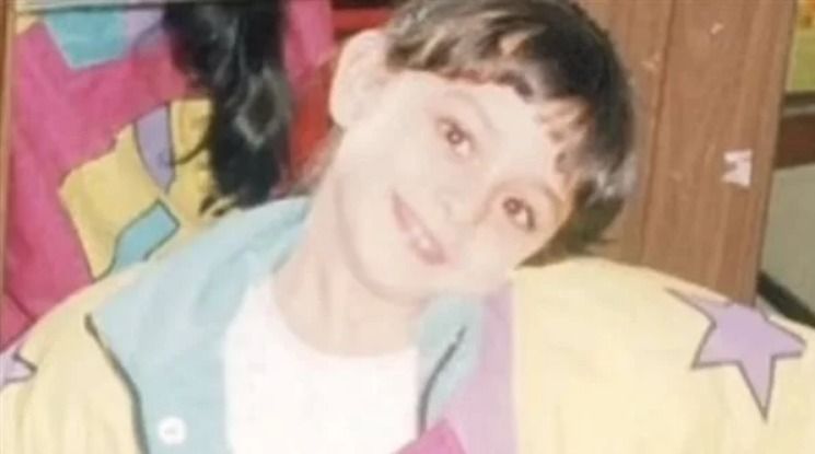 شاهد لما هبة مجدي تفتح صندوق ذكرياتها ممكن تلاقي إيه ؟