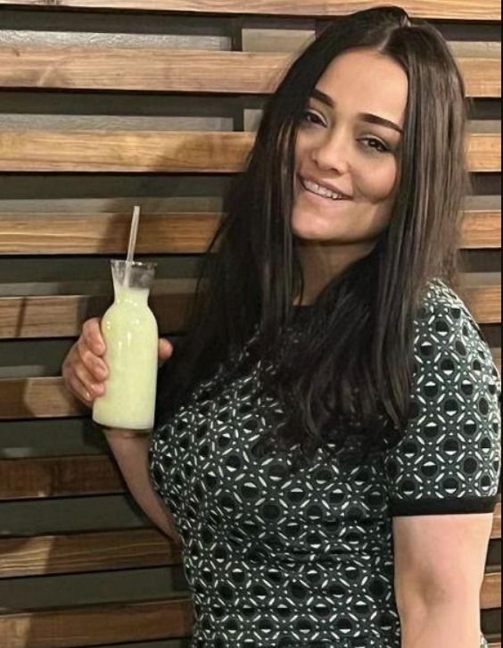 حسابات مزيفة بإسم راندا البحيري : محدش يصدق