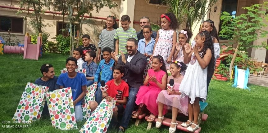 غدًا حوار بين الأطفال الأيتام والنجم رامي عياش بواحد من الناس – صور