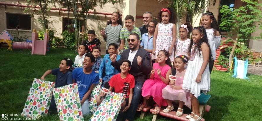 غدًا حوار بين الأطفال الأيتام والنجم رامي عياش بواحد من الناس – صور