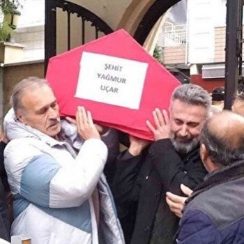 شاهد .. نور الدين أوتشار ينهار بكاءاً في جنازة إبنته.. وحالة تعاطف واسعة