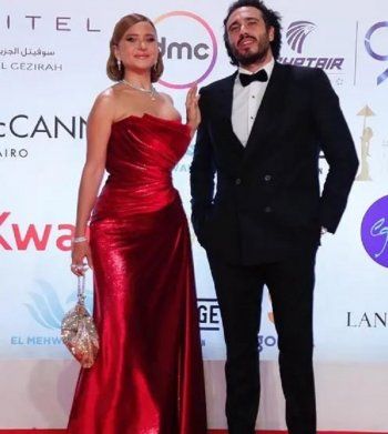 شاهد .. صور تحسم الجدل حول طلاق نيللي كريم وهشام عاشور.. شاهد