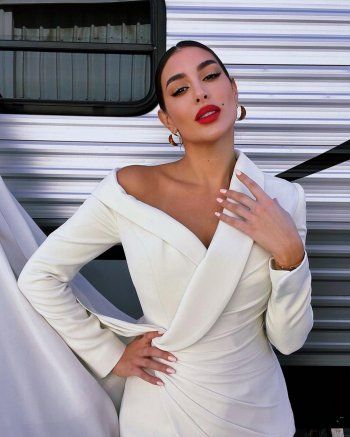 شاهد .. بالصور- ياسمين صبري تتألق بالأبيض.. والتصميم من توقيع نيكولا جبران