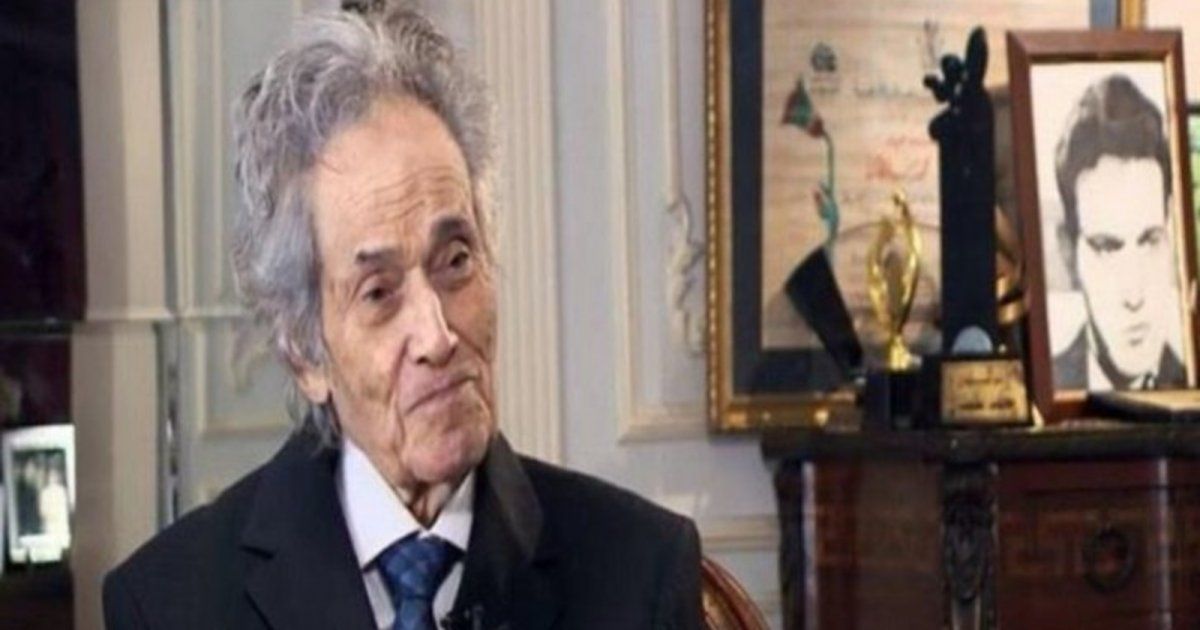 شاهد .. غياب محزن للوسط الفني عن جنازة محمد سلطان.. وهكذا علق إبنه