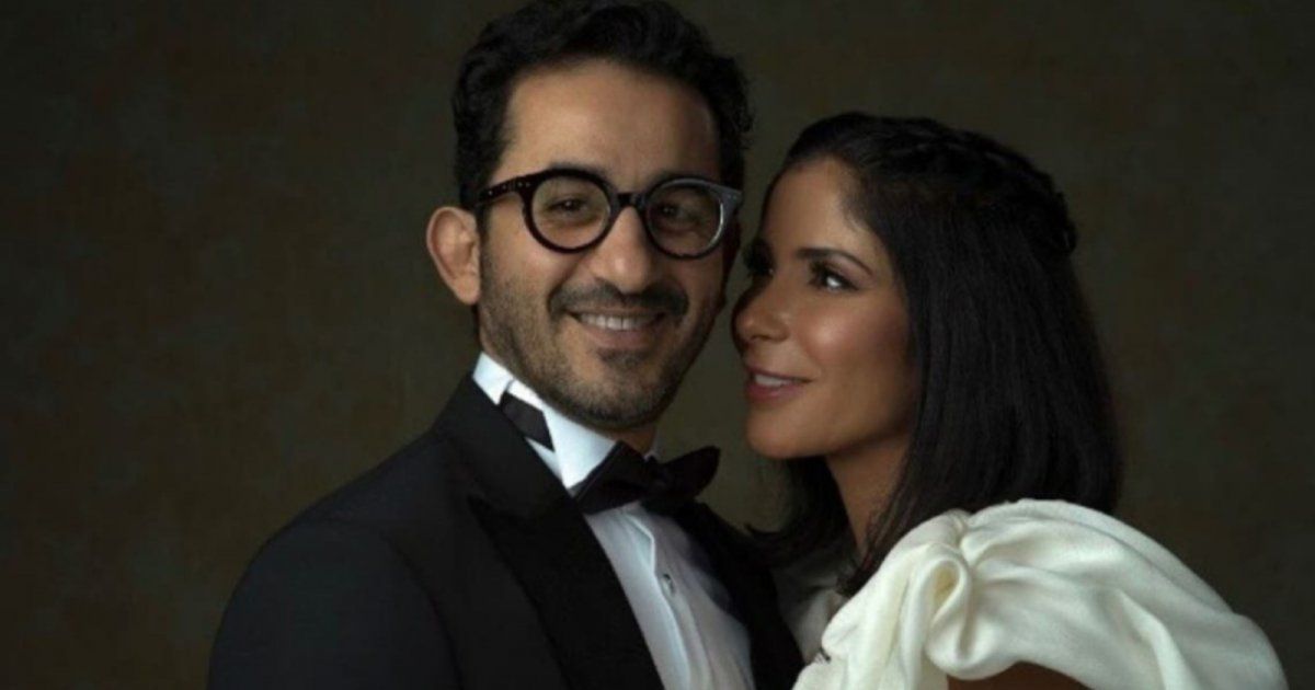 شاهد .. صورة رومانسية للغاية تجمع أحمد حلمي بمنى زكي بمناسبة عيد ميلادهما