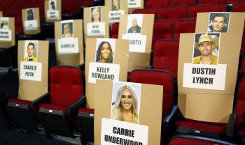 شاهد .. American Music Awards تكشف عن مقاعد المشاهير وإليكم من سيجلس بجانب من