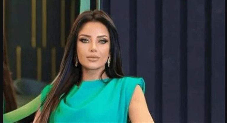 يالي بتراقب رضوي الشربيني :ودانك باينة ومقفوش