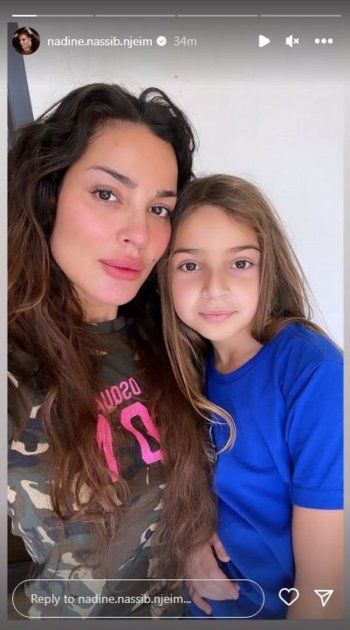 شاهد .. صور نادين نسيب نجيم وإبنتها تحدث ضجة واسعة.. وجمالهما حديث الجمهور!