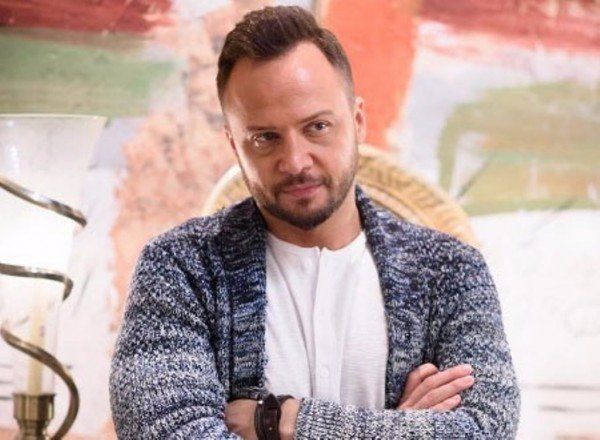 شاهد .. بكلمات مؤثرة للغاية.. مكسيم خليل يستذكر والده الراحل