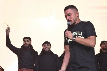 شاهد .. خاص بالصور- مهند زعيتر يُشعل الأجواء بعد عودته الى لبنان