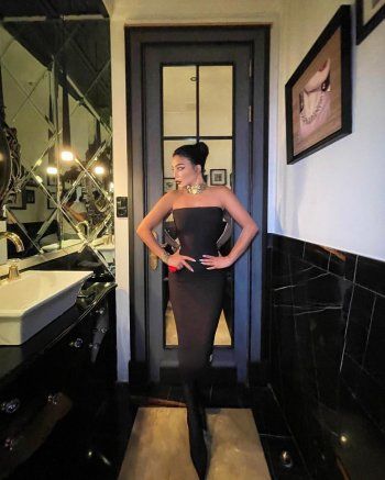 شاهد .. بالصور- إطلالة فريدة لـ هيفا وهبي تسحر الجمهور.. إليكم كيف بدت!