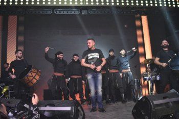 شاهد .. خاص بالصور- مهند زعيتر يُشعل الأجواء بعد عودته الى لبنان