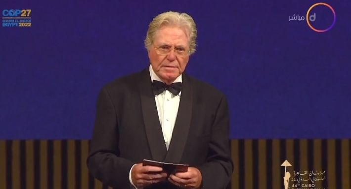 الشيخ حسين فهمي ديكتاتور علي جمهور المهرجان