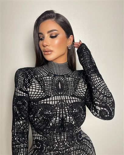 شاهد فستان ” هدي الاتربي ” وقول يستاهل 100 الف ولا لا