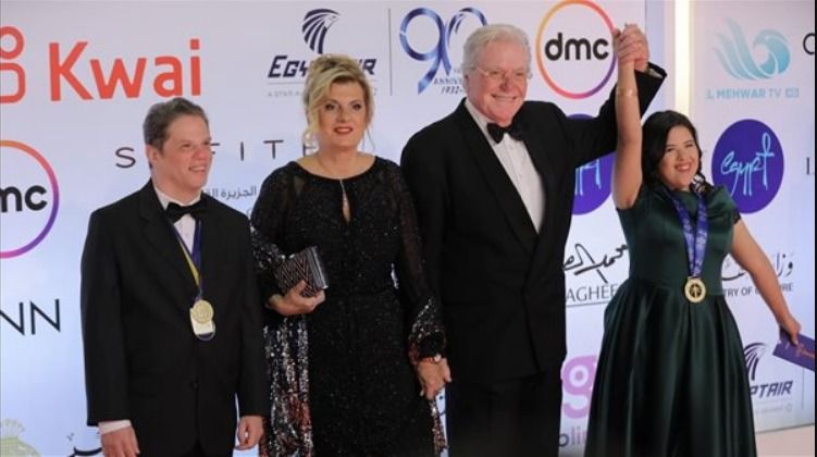 في ختام القاهرة .. حسين فهمي بيقدم كل الدعم لذوي الهمم