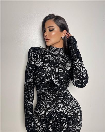 شاهد فستان ” هدي الاتربي ” وقول يستاهل 100 الف ولا لا