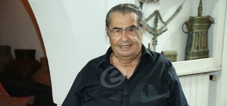 شاهد .. خاص بالفيديو- روميو لحود يكشف لـ هلا المر كيف بدأ مسيرته رغم معارضة والديه ولماذا لم يتعاون مع وديع الصافي؟