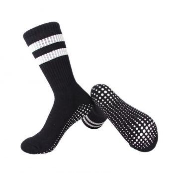 شاهد .. إليكم الأكسسوار الذي تعتمده أديل لتجنب الإنزلاق على المسرح