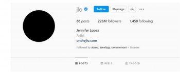 شاهد .. جينيفر لوبيز تحذف جميع صورها عن حسابها الخاص.. وما علاقة بن أفليك؟