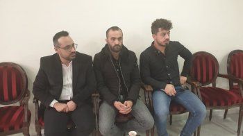 شاهد .. خاص بالصور - الزميل أندريه داغر يتلقى العزاء برحيل والدته