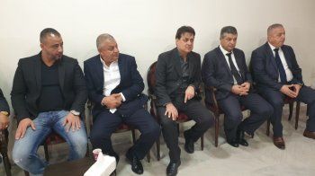 شاهد .. خاص بالصور - الزميل أندريه داغر يتلقى العزاء برحيل والدته