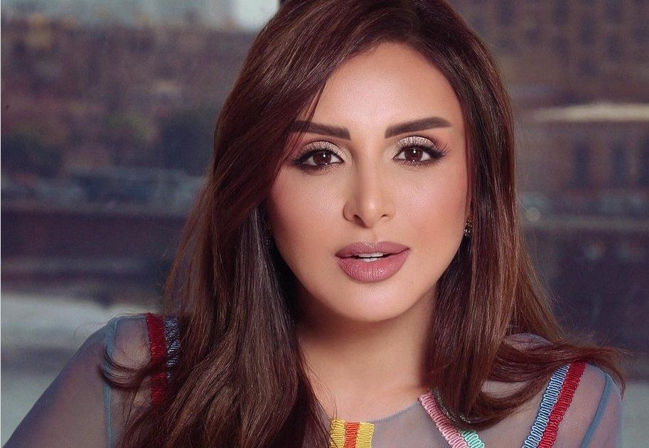 شاهد .. أنغام تخضع لعملية جراحية مستعجلة وإصابتها بالشلل في هذه المنطقة من جسمها