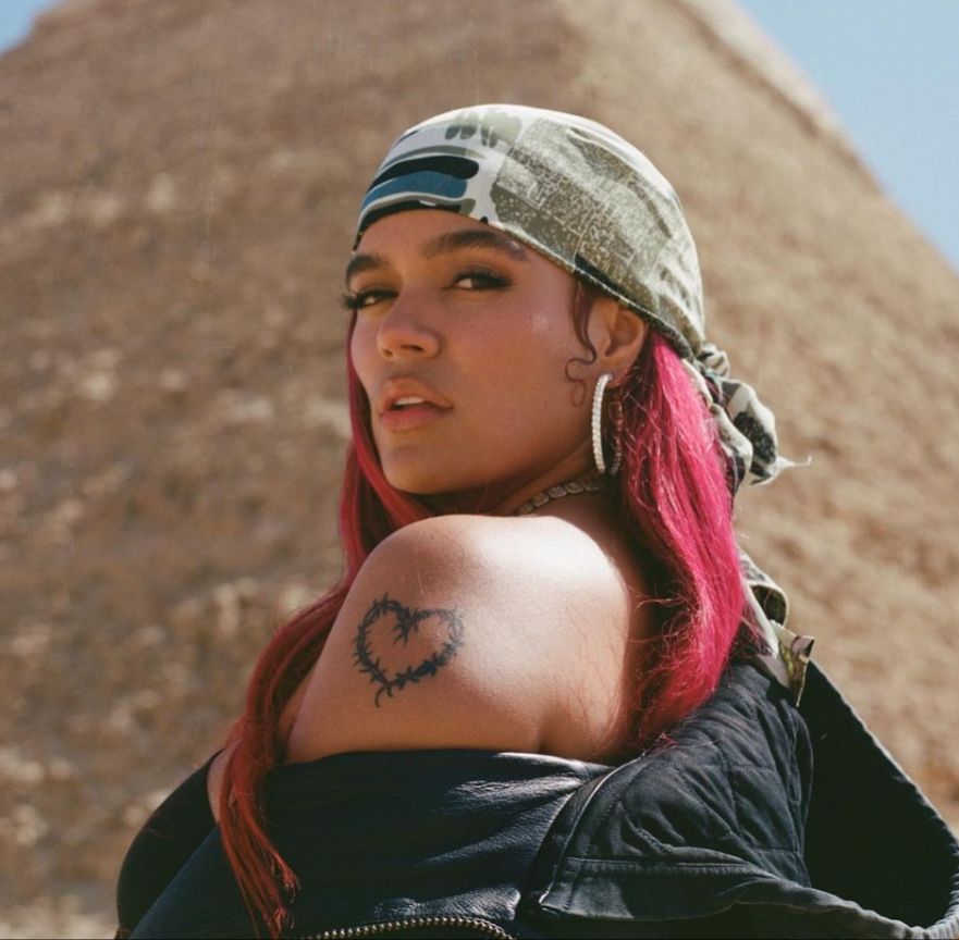 كارول جي تتصدر تريند اليوتيوب بأغنية ” القاهرة” – فيديو