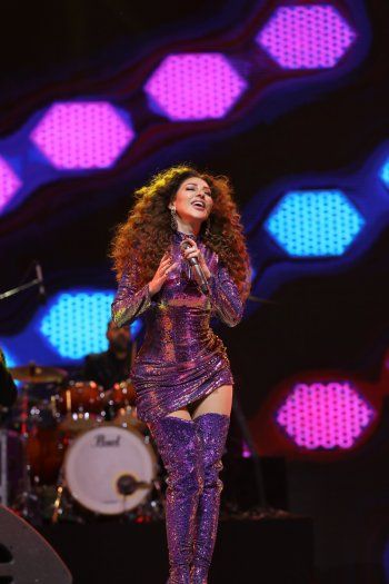 شاهد .. بالصور - ميريام فارس تفتتح أولى حفلات القرية العالمية