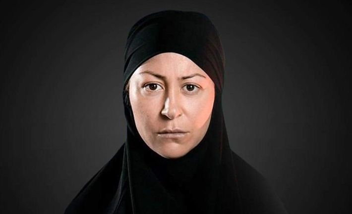 بالصور – تعرف علي كمية المخدرات المتواجدة مع منة شلبي