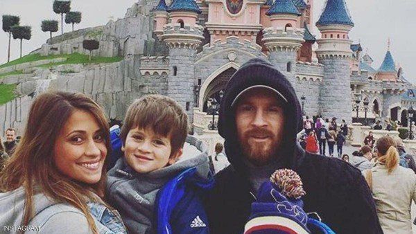 شاهد .. بالصور - تعرفوا على زوجة ليونيل ميسي.. جمالها يخطف القلوب