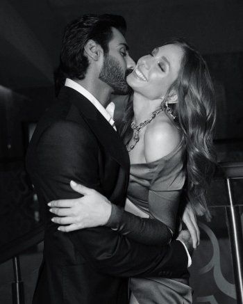 شاهد .. نجمة Dubai Bling لجين عضاضة ترتبط بعارض أزياء باكستاني وسيم - بالصورة