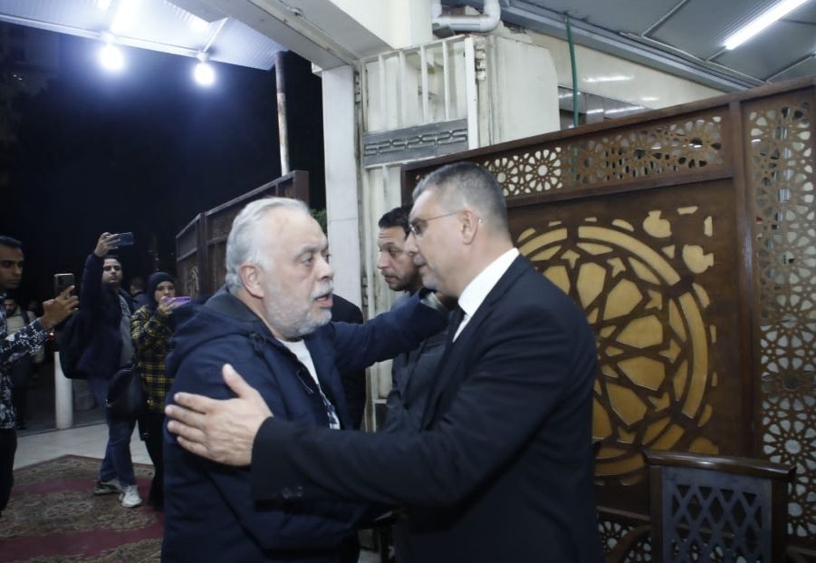 وزراء و مستشارين و إعلاميين و أعضاء مجلس النواب في عزاء عم عمرو الليثي