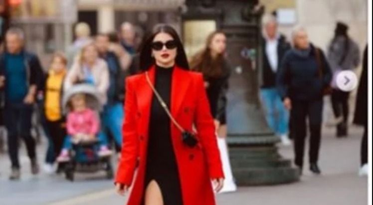 هدي الإتربي وقفت شارع فرنسا علي رجل – شاهد